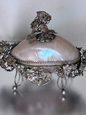 10 1/2" Antique French Palais Royal MOP Mother of Pearl Casket box Grape Vines